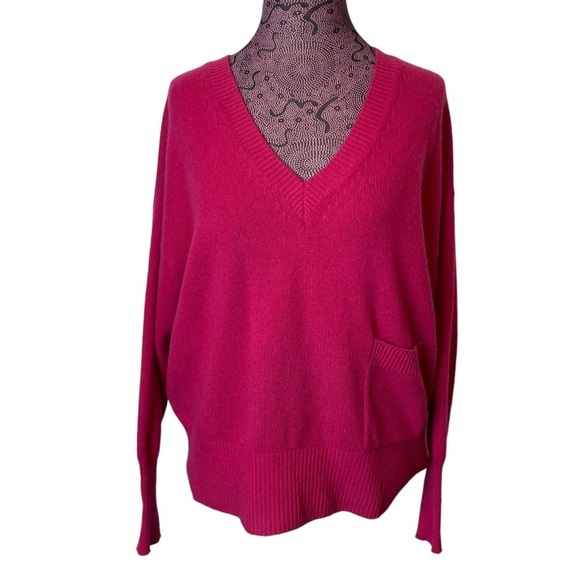 Notshy Sz L Cashmere Pink One Pocket Pullover Sweater